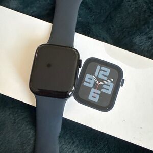 Apple Watch SE 2nd gen 44mm